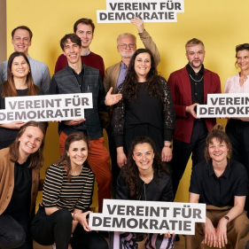 Aufbau des Bündnisses „Vereint für Demokratie“